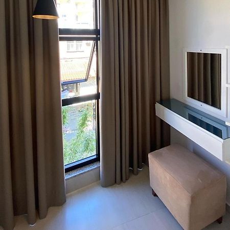 City Glow Apartments Саранда Екстер'єр фото