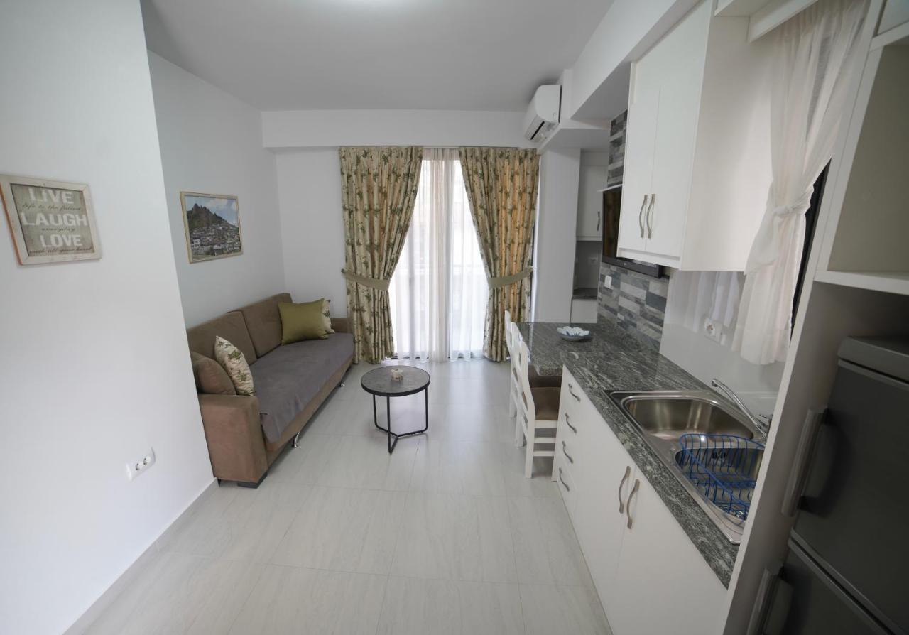 City Glow Apartments Саранда Екстер'єр фото
